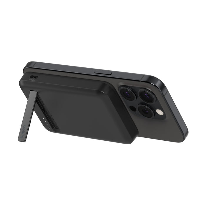 Batería portátil con cargador Qi2 Belkin BoostCharge Pro de 5.000 mAh